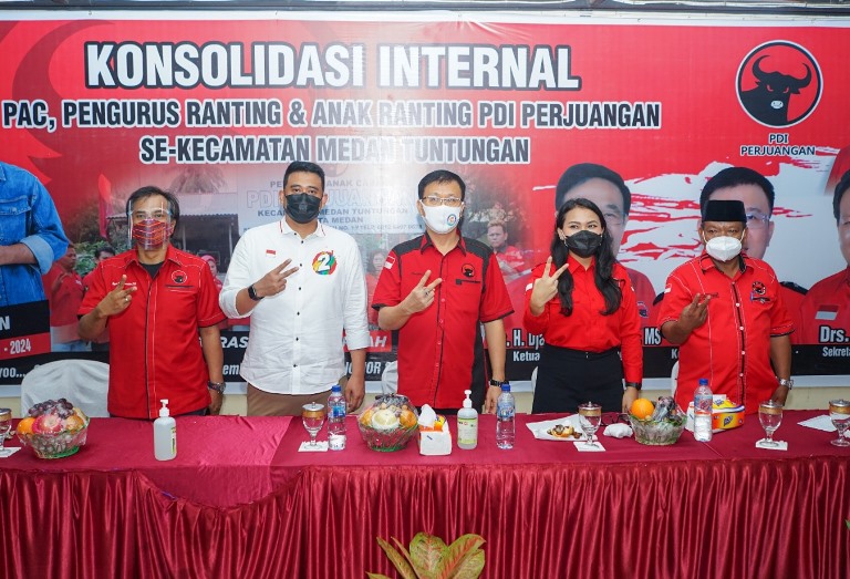 PDIP Medan Tuntungan Solid Bergerak untuk Bobby-Aulia