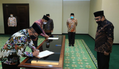 Fachrul Razi Lantik Syahrin Harahap Rektor UIN Sumut