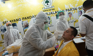 Sebelum Hadiri Musda X Golkar Sumut, Ijeck Lakukan Test Swab