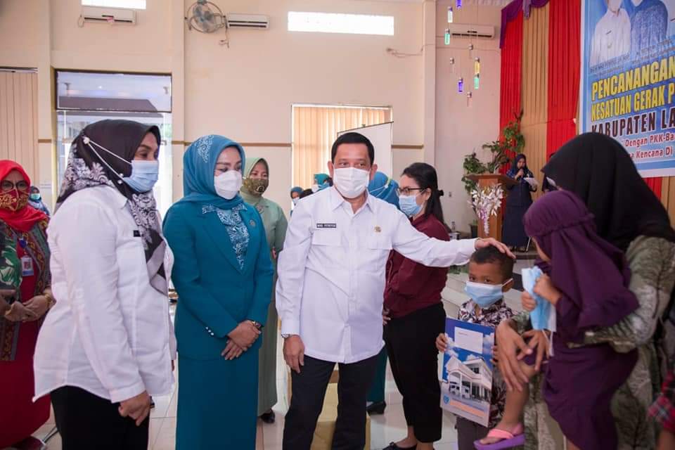 Pencanangan Bulan Bakti Sosial, Ny Retno: Wujudkan Generasi Berkualitas