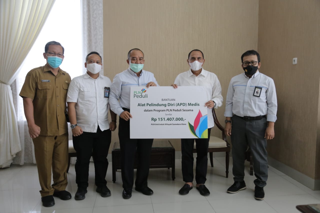 Dalam Memerangi Virus Covid-19, PLN UIW Sumut Berikan Bantuan APD Medis Senilai Rp 151.407.000