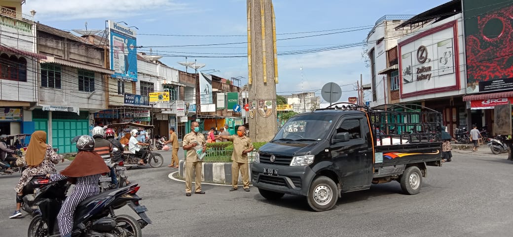 Kesbangpol Asahan Bagikan 1000 MaskerÂ Cegah Penyebaran Covid19