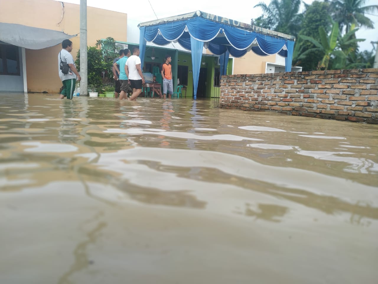 Perumahan Grand Mutiara Indah Kembali Dilanda Banjir, Warga Mengungsi Ke Mushollah