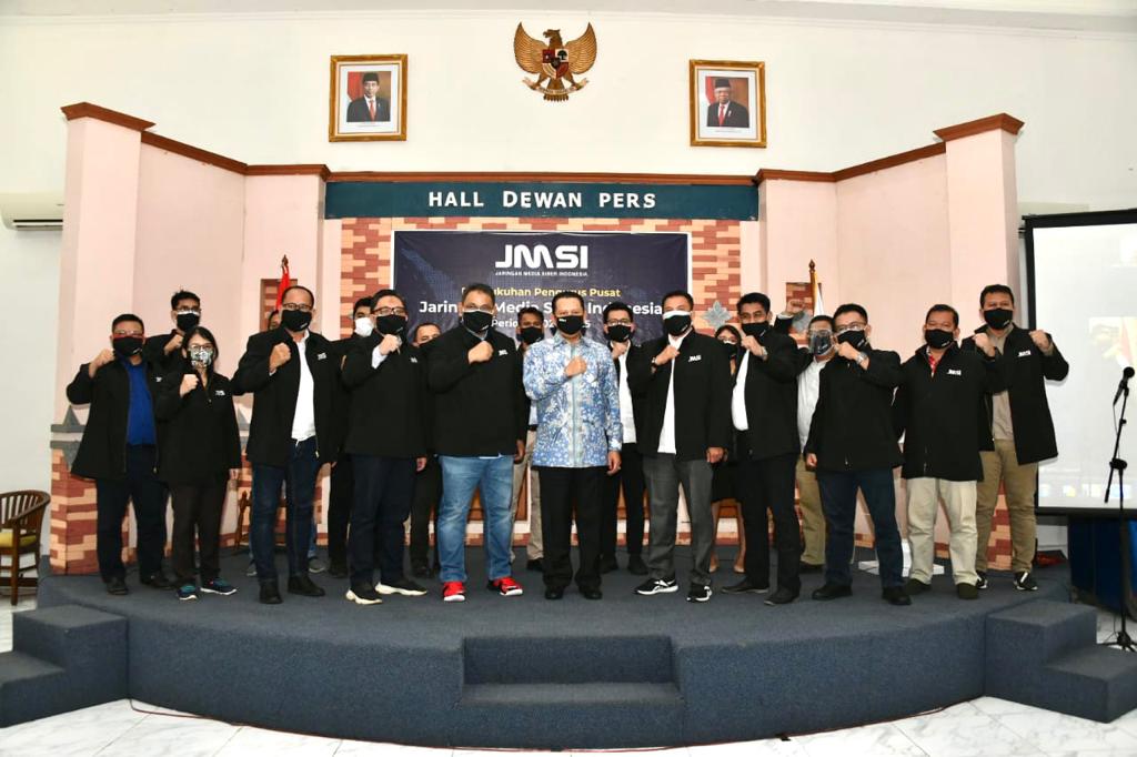 Lantik Pengurus Pusat JMSI, Bamsoet Ingatkan Bahaya Informasi Hoax Pandemi Covid-19