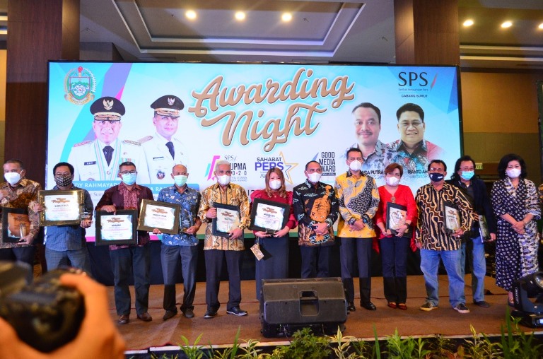 Harian SUMUT24 Raih Good Media Awarding Night 2020