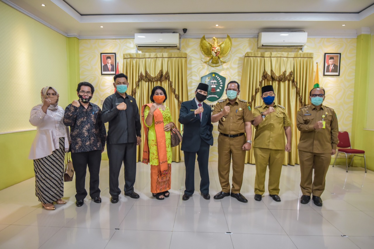 Irsan Efendi Nasution Lantik pengurus Dewan Pendidikan, Walikota : Kejar Ketertinggalan