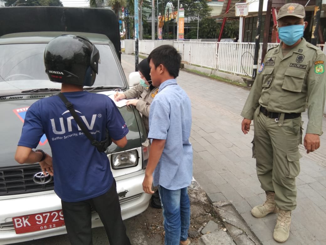 Ops Yustisi Polsek Medan Baru Bersama Tiga Pilar Tindak 19 Warga Langgar Protkes