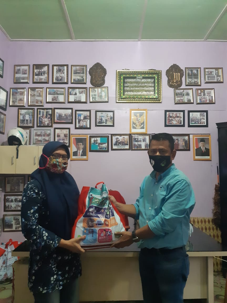 Pewarta Polrestabes Medan Salurkan Bantuan Satgas Covid-19 Sumut
