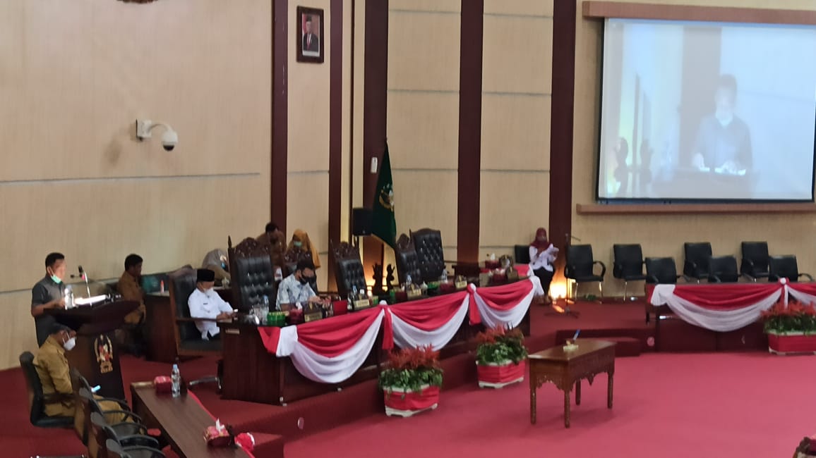 Pengesahan Raperda Pecabutan Perda Nomor 1 Tahun 2013 tentang Pinjaman Daerah Ditunda