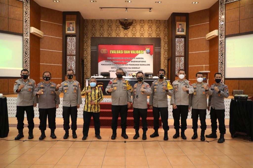 Brigjen Pol Sandi Nugroho dan Rombongan Evaluasi Dikbangspes di Polda Sumut, Irjen Pol Martuani : Jadilah Polisi yang Membanggakan Instansi Polri