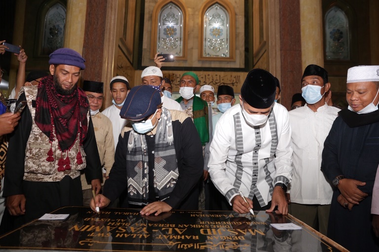 Resmikan Masjid Al-Yasamin bersama Ustaz Haikal Wagub Ajak Masyarakat Aktif Ramaikan Masjid