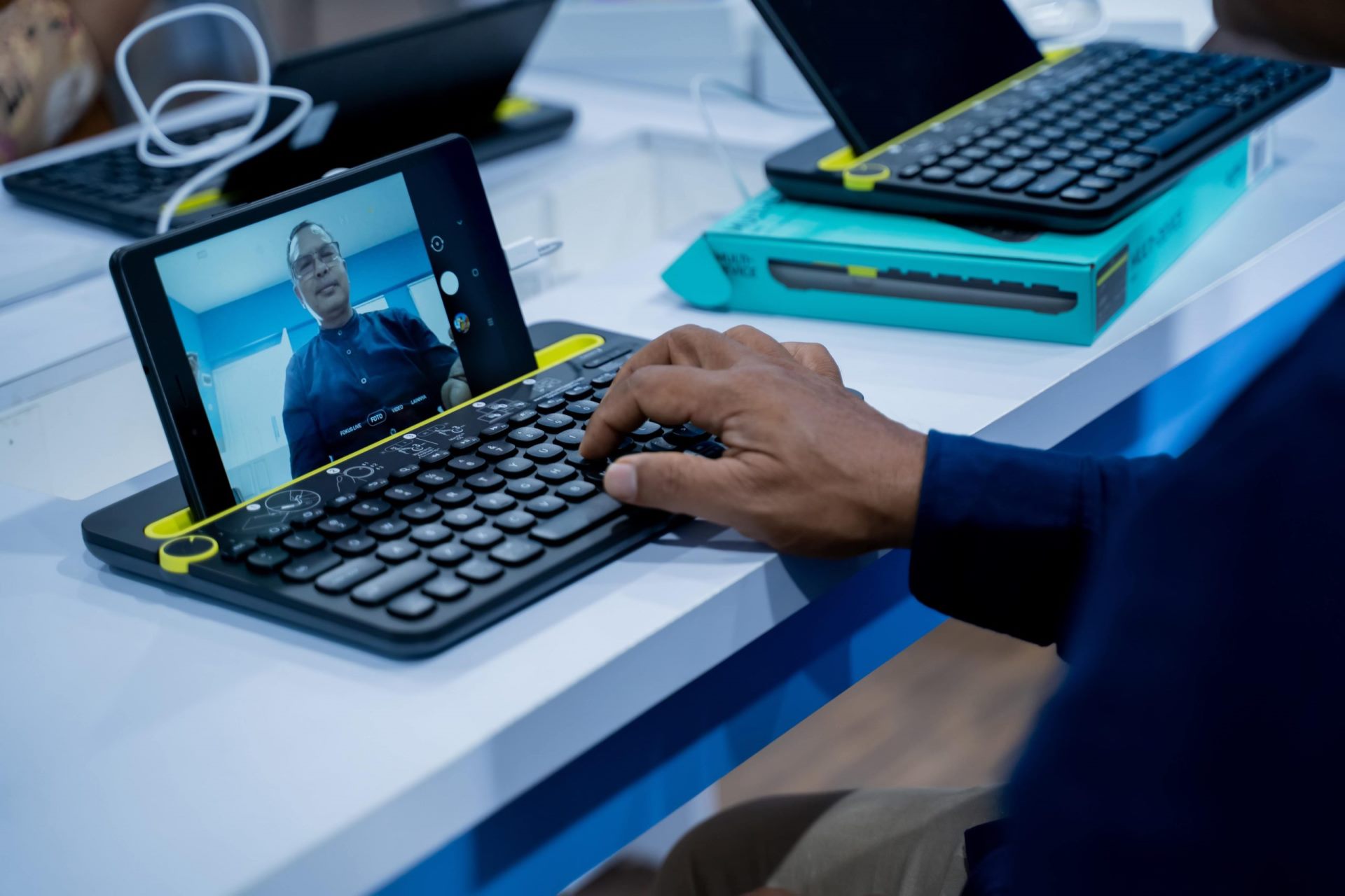 Hadir di Lombok, Samsung Smart Learning Class  Mantapkan Guru Terapkan Pembelajaran Hibrid