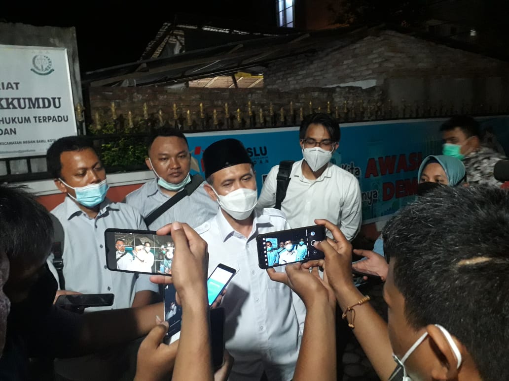Diperiksa 6 Jam di Sentra Gakkumdu, Salman Alfarisi Salahkan Pembagi Brosur