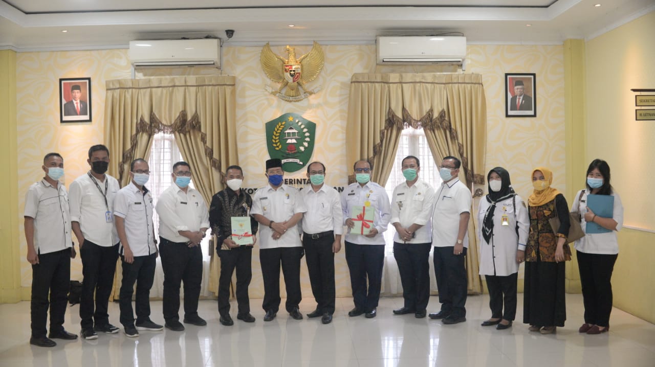 Pemkot PSP menerima sertifikat dari BPN