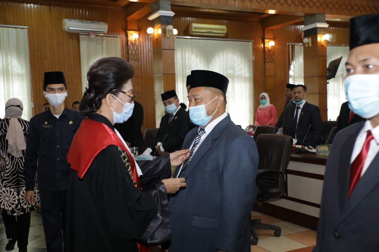 Dua Anggota DPRD Asahan PAW, Bupati Ucapkan Selamat