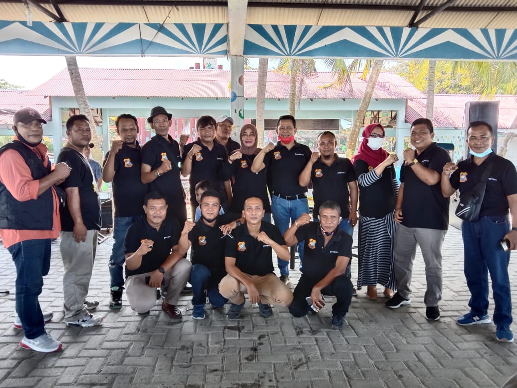 Pewarta.co Rayakan HUT ke-4 Tahun di Theme Park Pantai Cermin