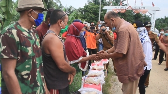 Pemkab Langkat Salurkan Bantuan Korban Banjir Didua Kecamatan