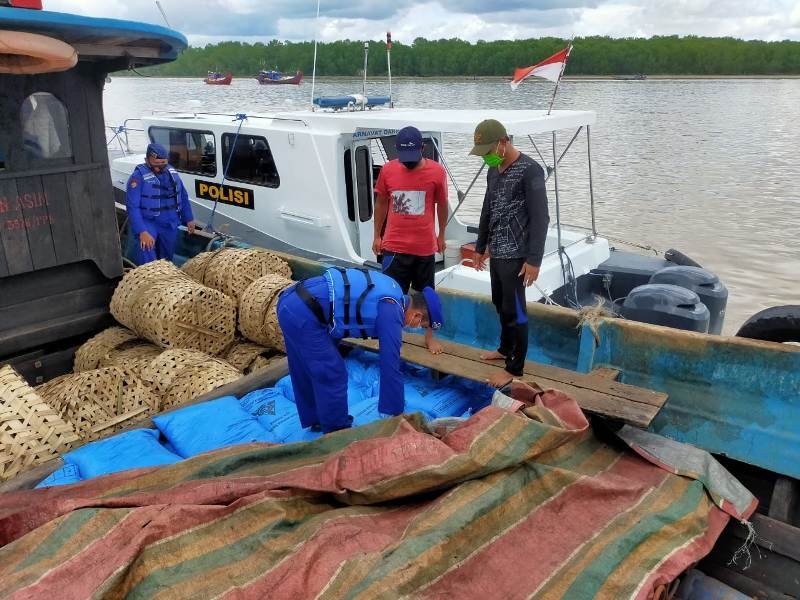 Sat Polair Polres Tanjung Balai Patroli Khamtibmas Perairan 1 x 12 Jam
