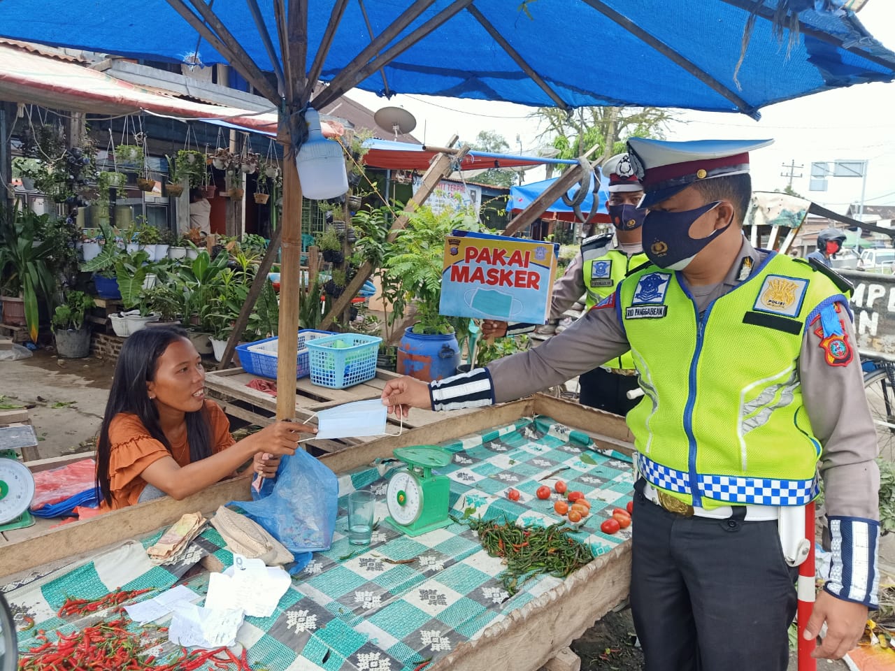 Sat Lantas Polres Tanjung Balai Imbau Masyarakat Biasakan Pakai Masker
