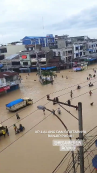 Medan Banjir, Gubsu Edy Tinjau Tanggul Jebol Tanjung Selamat Medan