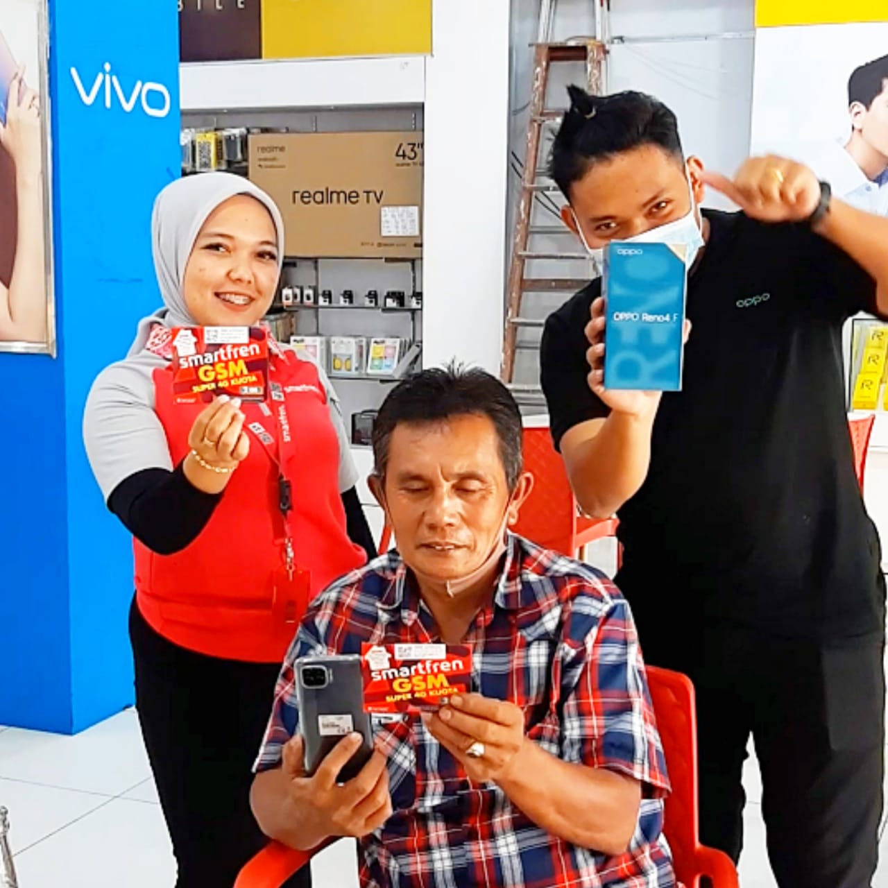 GRATIS Kuota InternetÂ 4Â GB Smartfren Setiap Pembelian Smartphone  Tipe Apapun