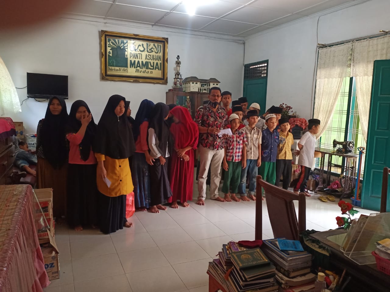 Ketum PENDAWA Sumut Sampaikan Tali Asih Ke Panti Asuhan