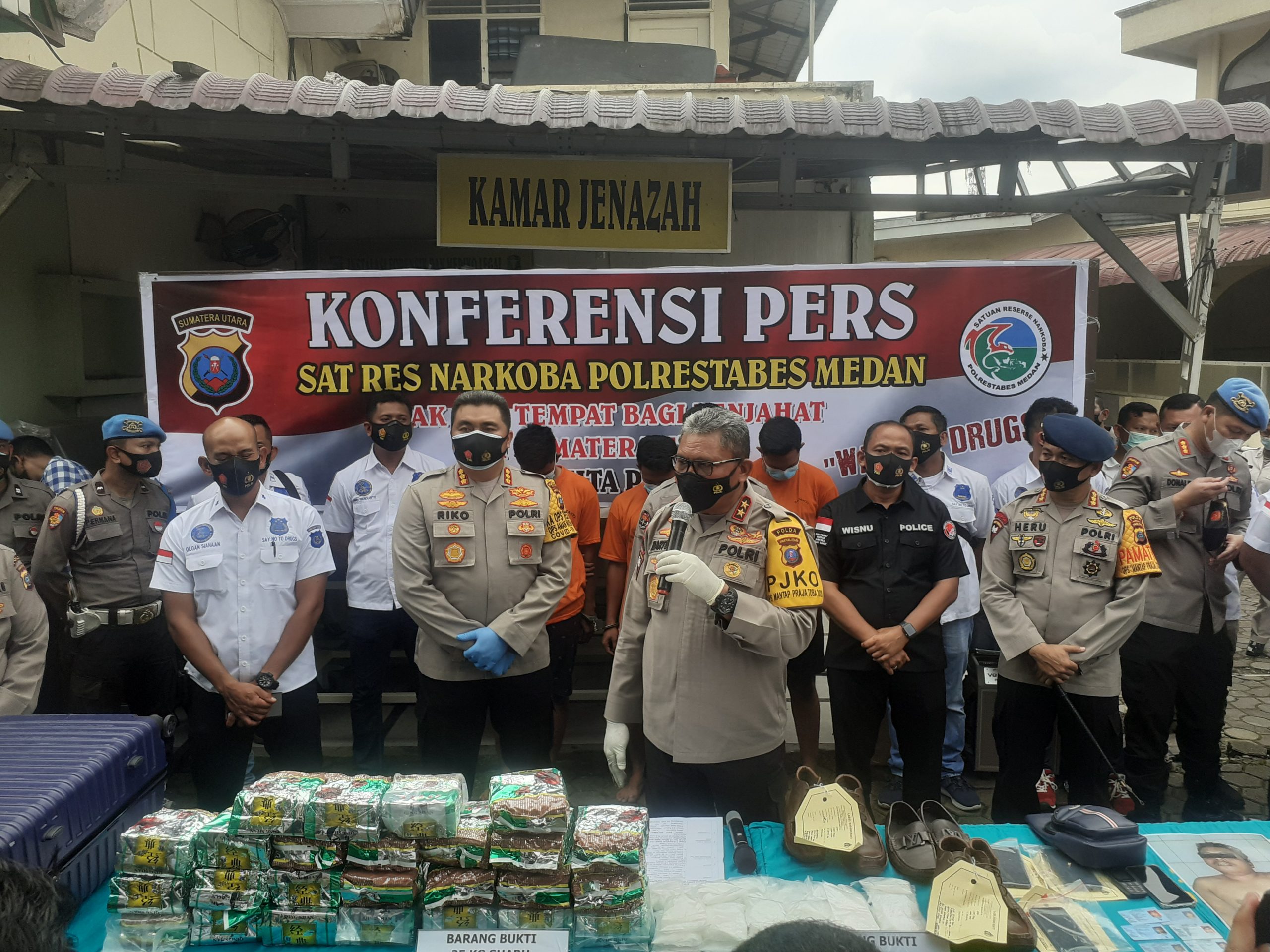 Polrestabes Medan Gagalkan Peredaran 26,9 Kg Narkotika Jenis Shabu Antar Provinsi, 1 dari 4 Tersangka Tewas Ditembak