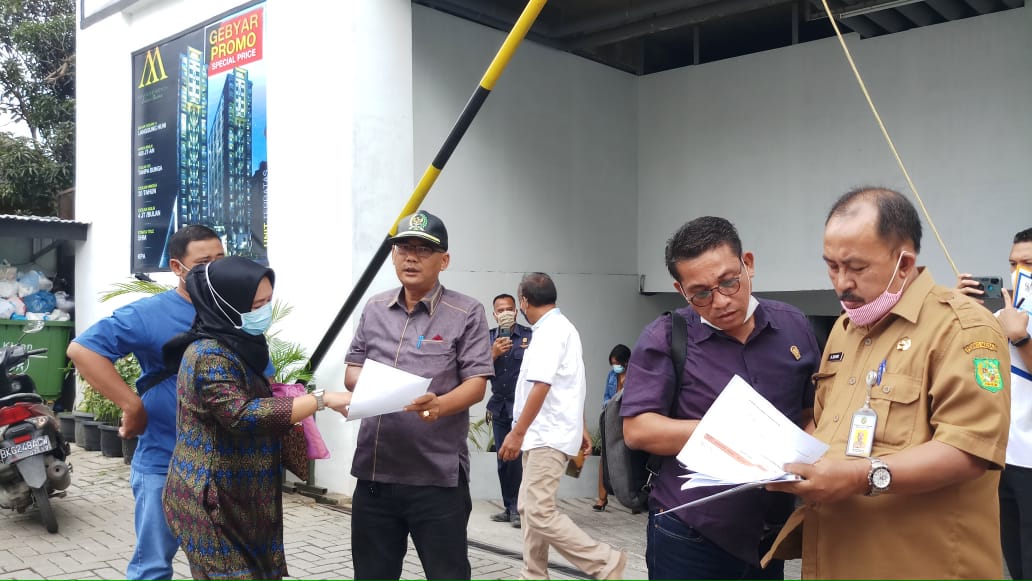 DPRD Medan Sahuti Pengaduan Warga, Rumah Ortu Tetty Manurung Dikepung Banjir