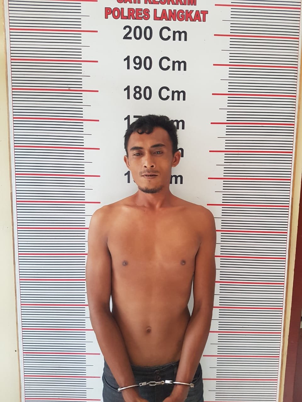 Dua Kawanan Maling Santroni Alfamar, CCTV Juga Digasak