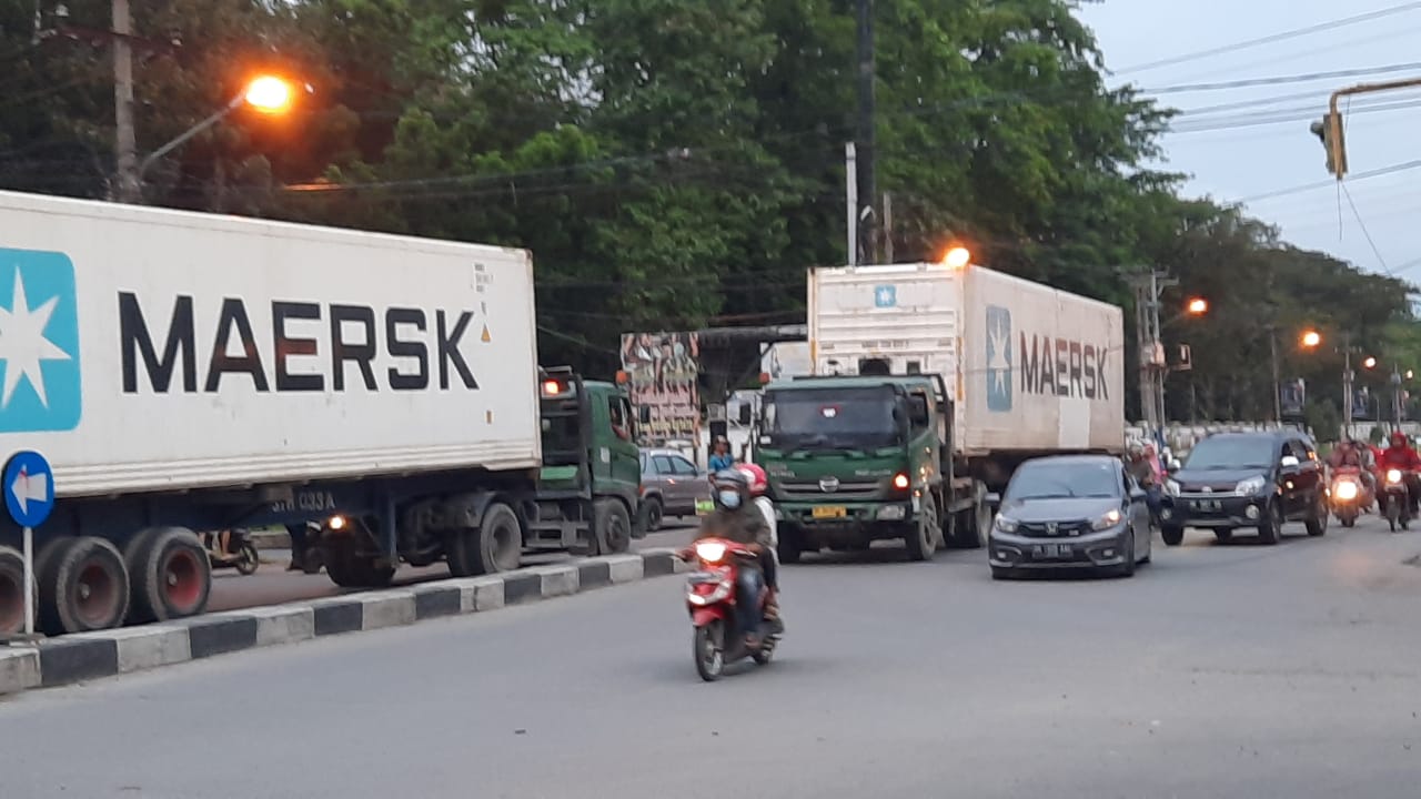 Truk Melebihi Tonase Bebas Melintas, Dishub DS Tutup Mata