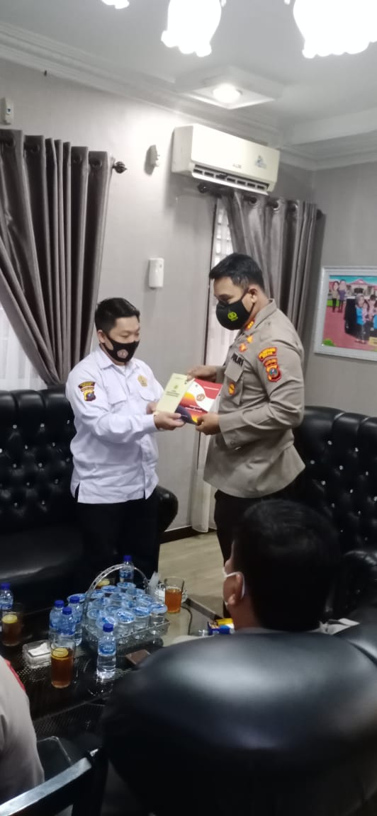 Ketua Pokdarkamtibmas Bhayangkara Resort Medan Silarurahmi ke Polsek Percut Seituan