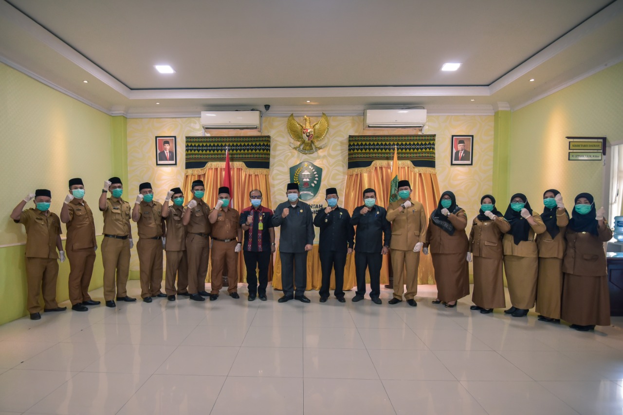 Lantik 13 Pejabat RSUD, Walikota Irsan Efendi Nasution : Tingkatkan kerjsama dan Berikan pelayanan Berkualitas