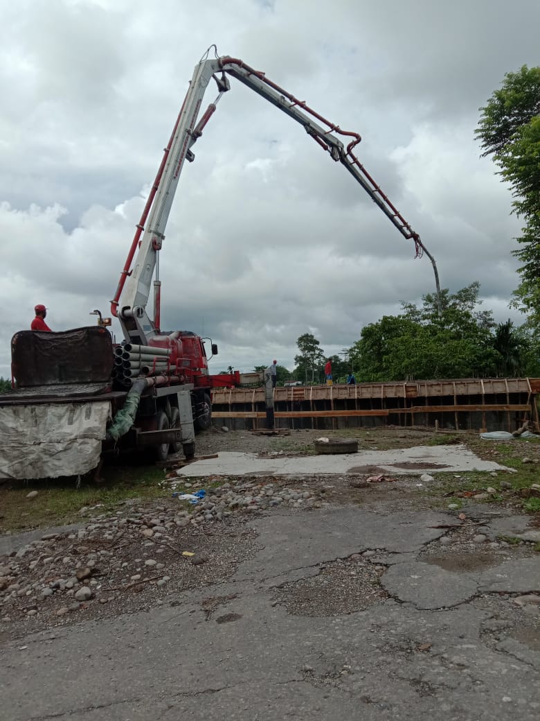 Diduga Bulum Resm Miliki SIMB Bangunan Swalayan Dipingir Sungai Batangserangan Sudah Dikerjakan