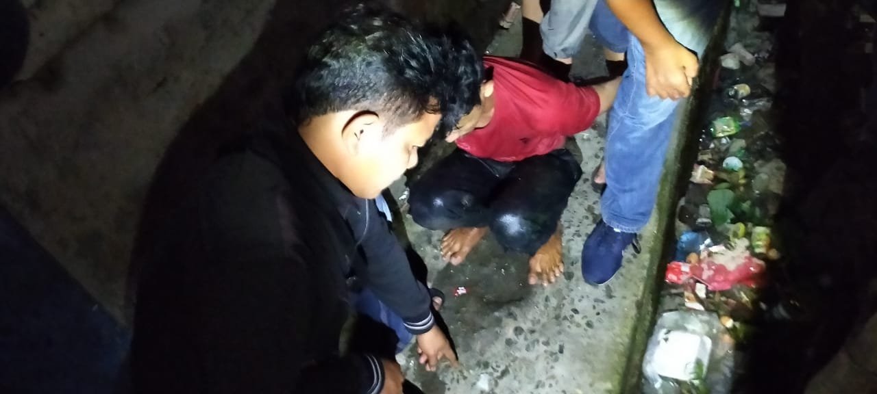 Bernyali Besar Jual Narkotika Kepada Petugas 