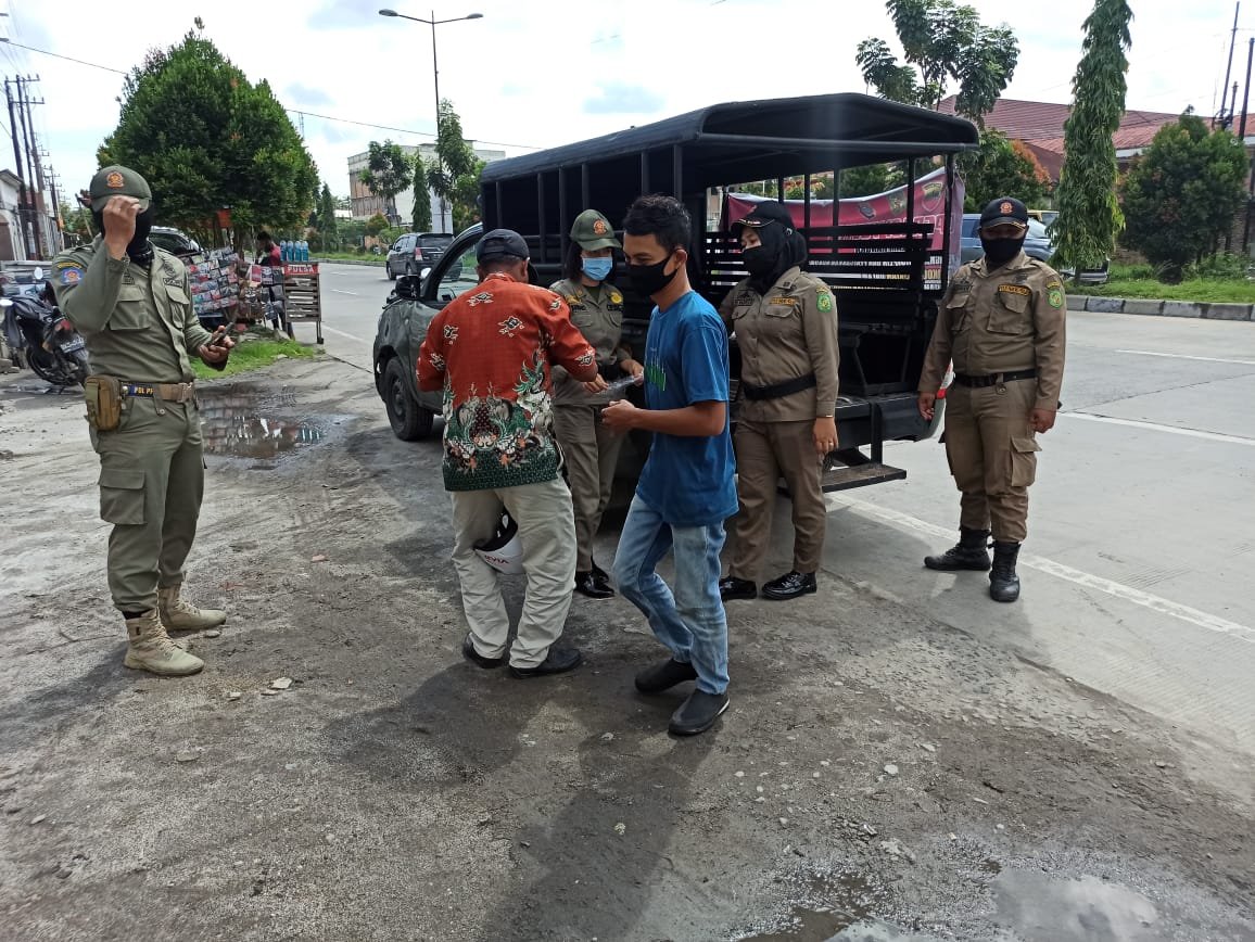 Ops Yustisi Polsek Medan Timur Tindak 12 Warga Langgar Protkes