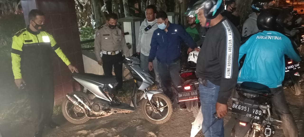 Ciptakan Kamseltibcar dan Patuhi Protkes, Sat Lantas Polres Tanjung Balai Patroli Malam Minggu