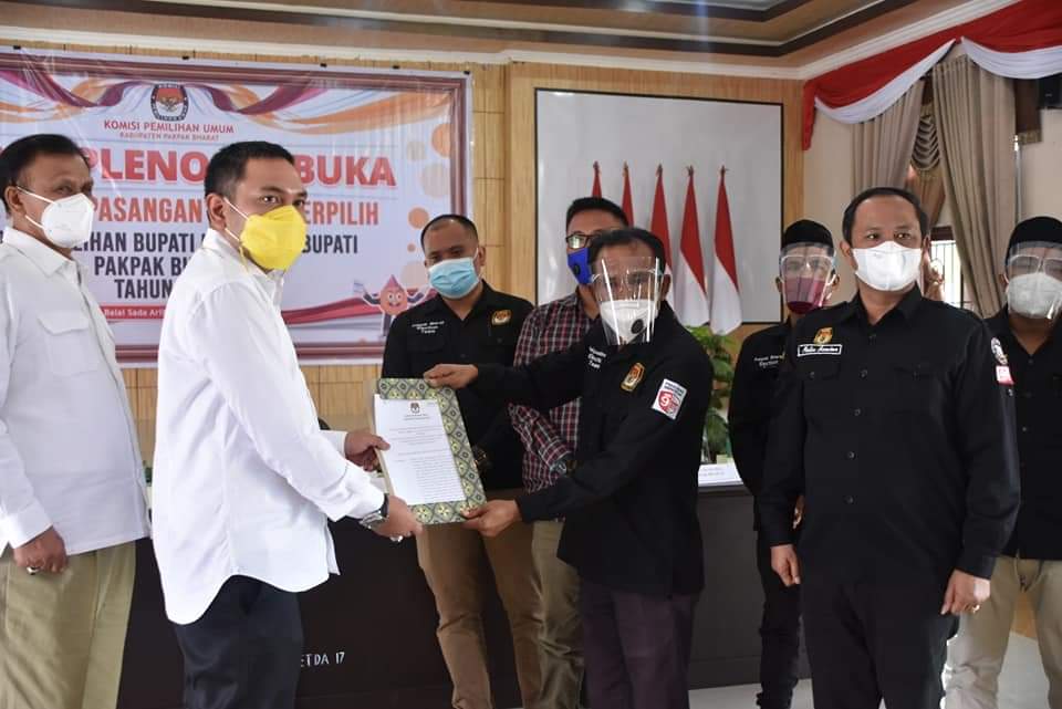 KPU Pakpak Bharat Rapat Pleno Terbuka Penetapan Pasangan Calon Bupati dan Wakil Bupati Pakpak Bharat Tahun 2020
