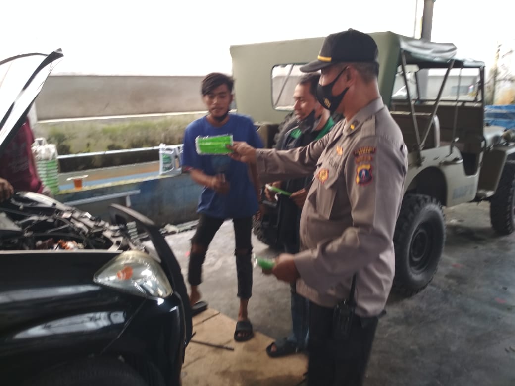 Polsek Medan Area Giat Sambang Pembagian Masker ke Masyarakat