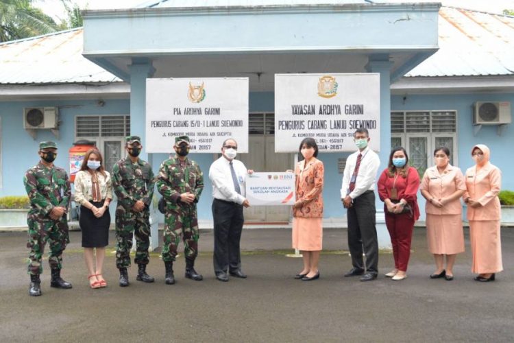 Melalui BNI, CSR Bantu Revitaliasi Bangunan Gedung Sekolah Angkasa Lanud Soewondo