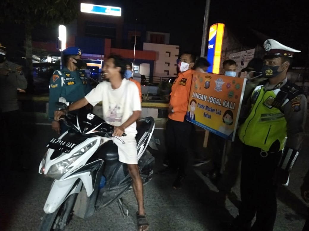 Imbauan dan Pendisiplinan AKB, Patroli Gabungan Operasi Yustisi Seser Tempat Kerumunan