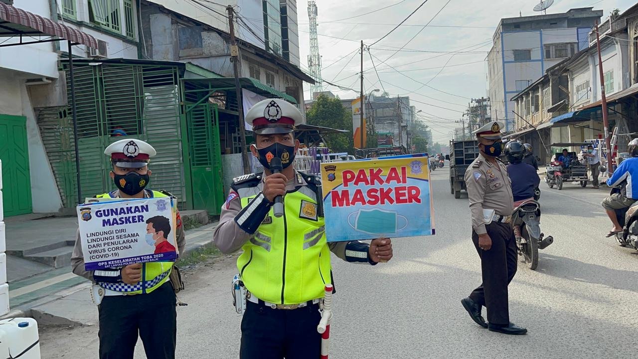 Polres Tanjung Balai Public Speaking Imbau Peningkatan Disiplin Adaptasi Kebiasaan Baru