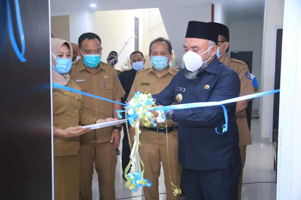 Bupati H. Andi Suhaimi Buka Pojok Baca Digital Pemkab Labuhanbatu