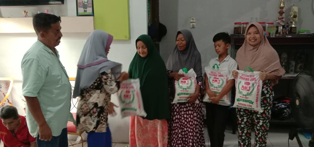 UKM Cahaya Fashion Sisihkan Rezeki Kepada Kaum Duafa.