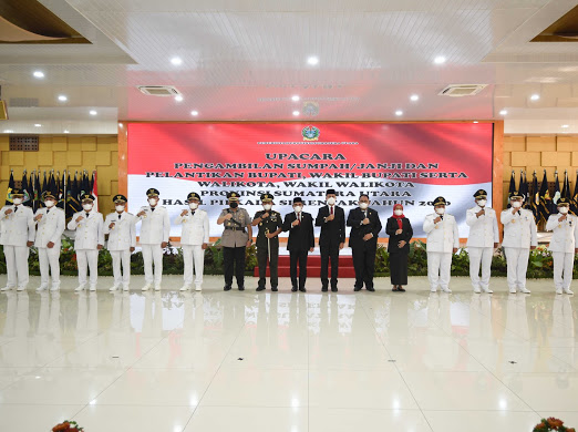 Sesi Kedua, Lima Kepala Daerah Dilantik  Edy Rahmayadi Berpesan Agar  Melaksanakan Amanah Dengan Baik