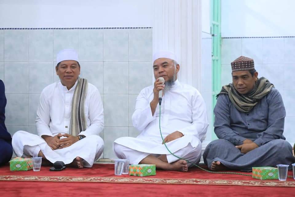 GSSB Bupati Labuhanbatu H. Andi Suhaimi DalimuntheÂ  ST.MT Â di Masjid An Nur Padang Bulan