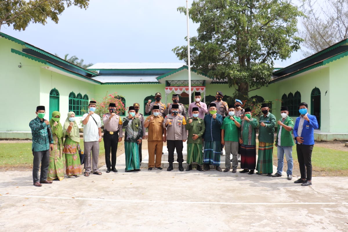 Kapolres Langkat AKBP Edi Suranta Sinulingga,S.I.K Beserta PJU,Silaturahmi Ke Keluarga BesarÂ PC.NUÂ Kabupaten Langkat