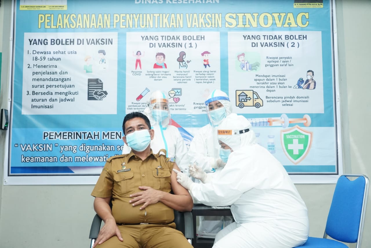 Vaksinasi Covid 19 Perdana di Kota Tebing Tinggi
