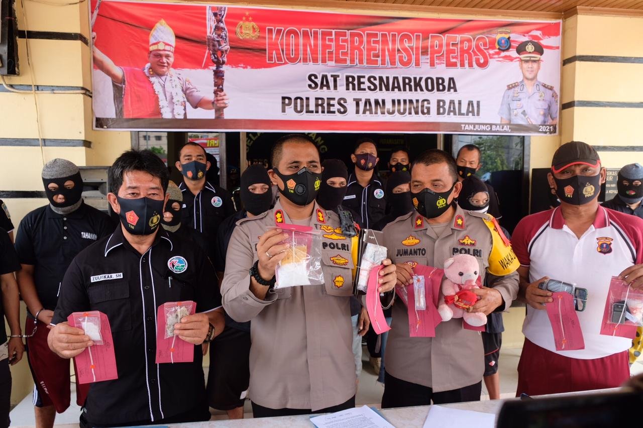 Kapolres Tanjung Balai Pimpin Konferensi PersÂ  Pengungkapan Kasus Narkotika Terhitung 1 Januari hingga 8 Februari 2021