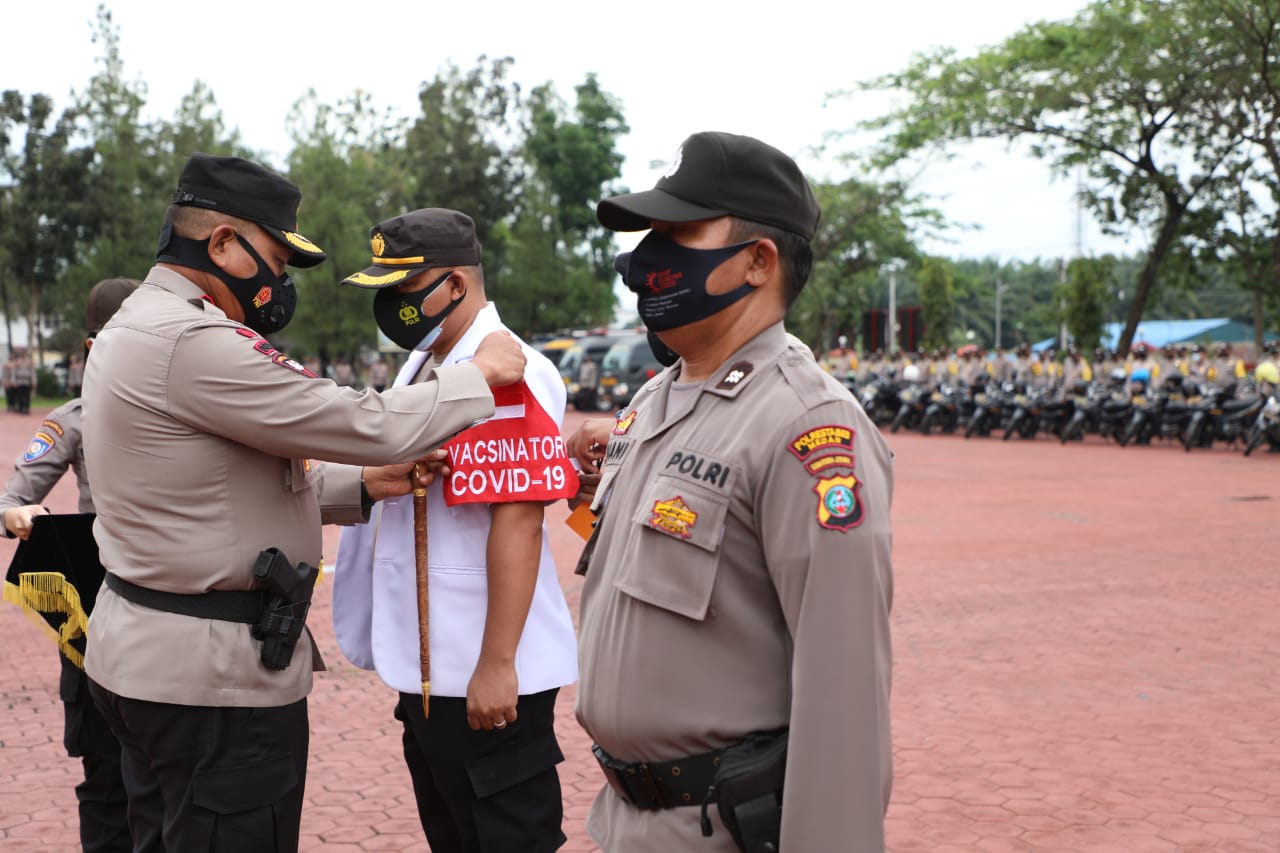 Kapolda Sumut Pimpin Apel Kesiapan Bhabinkamtibmas dan Tenaga Kesehatan Sebagai Tracer Dan Vaksinator Covid-19