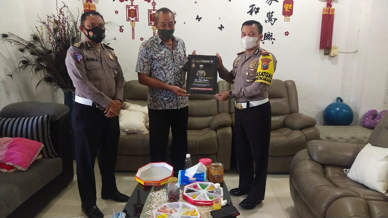 Imlek 2572, Kasat Lantas Polres Sergai Jalin Silaturahmi Dengan Tokoh TionghoaÂ 